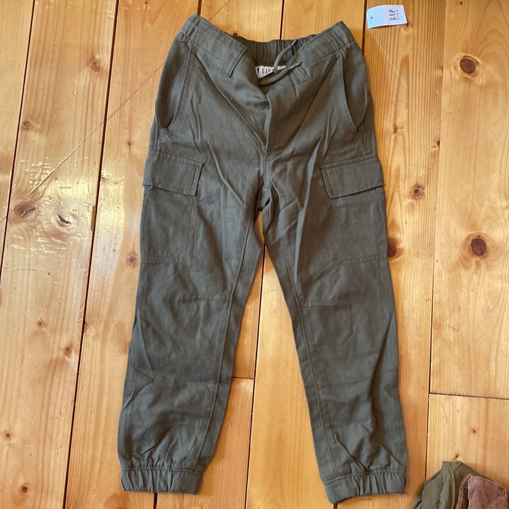 The Gap Olive pants